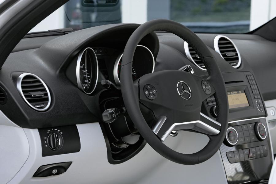  Mercedes-Benz ML-Class 2009 года  (фото 57 из 66)